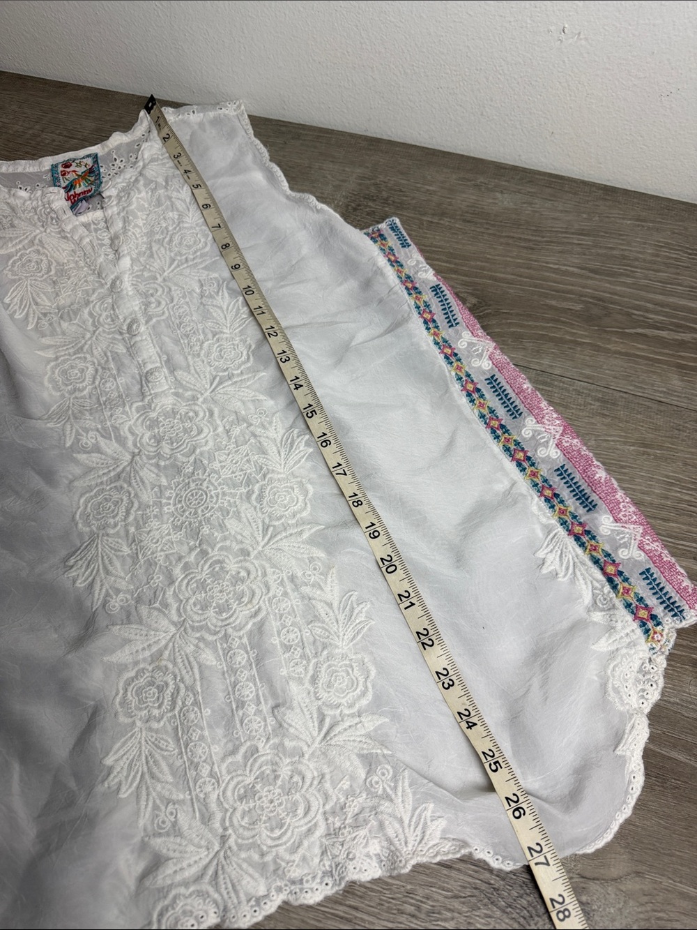 Johnny Was Rosslyn Clio Embroidered Sleeveless Button Front Top - Picture 8 of 8